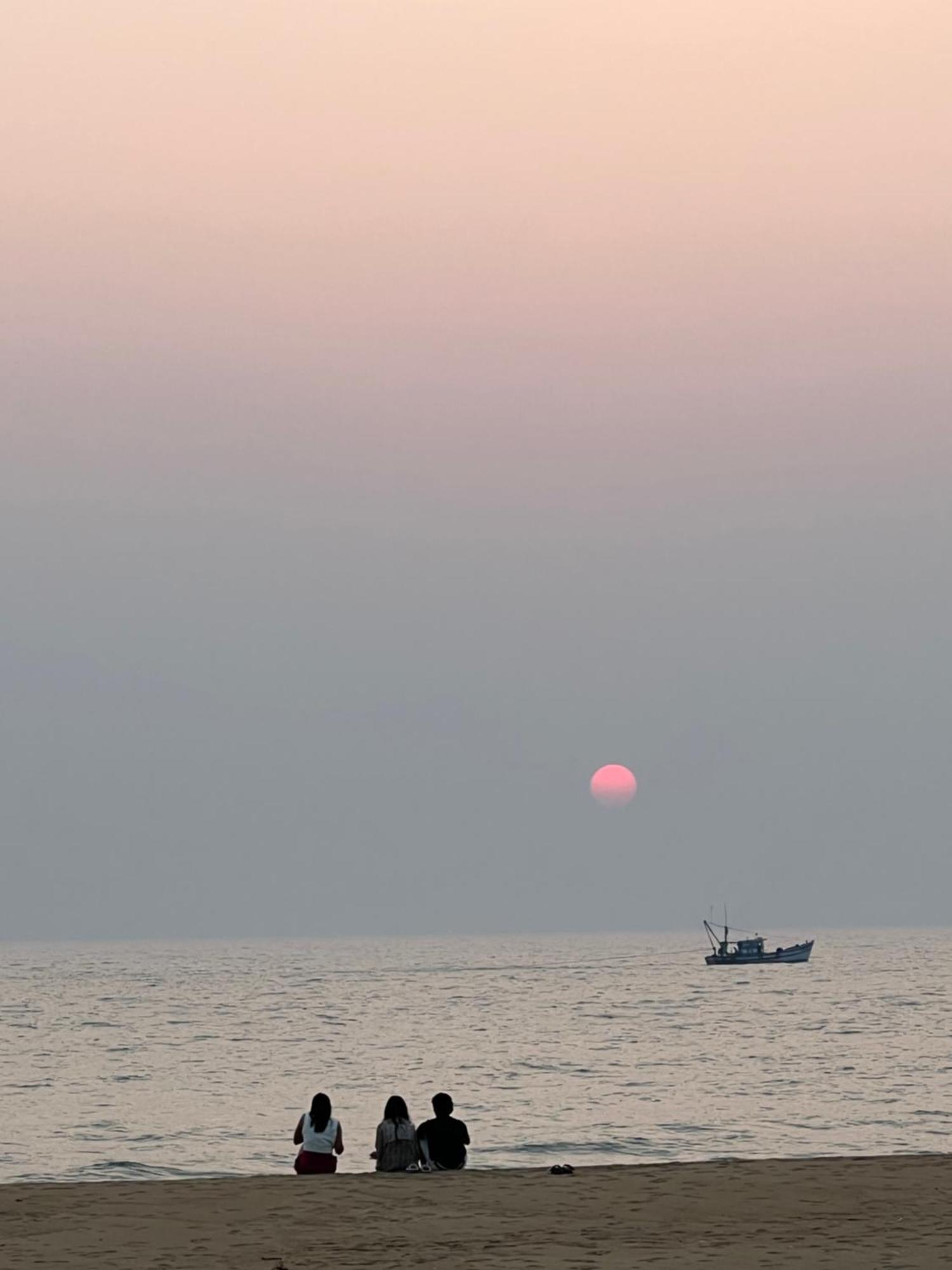 Blue Lagoon Beach Resort Gokarna  Eksteriør bilde